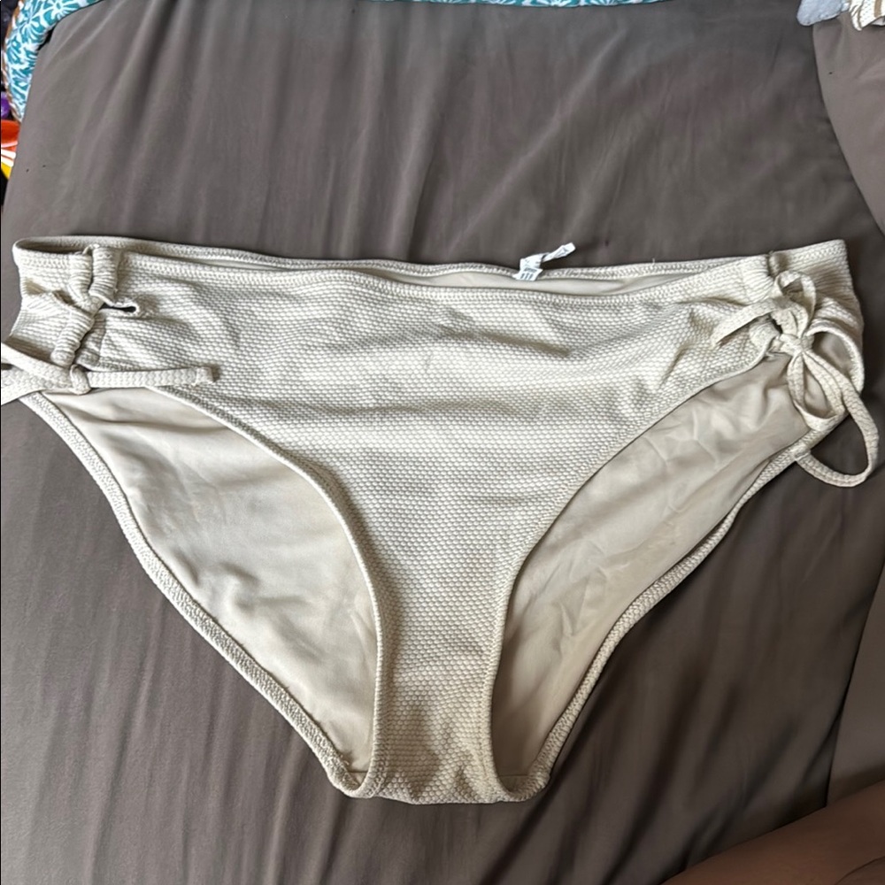 Aerie Cream Bikini Bottom